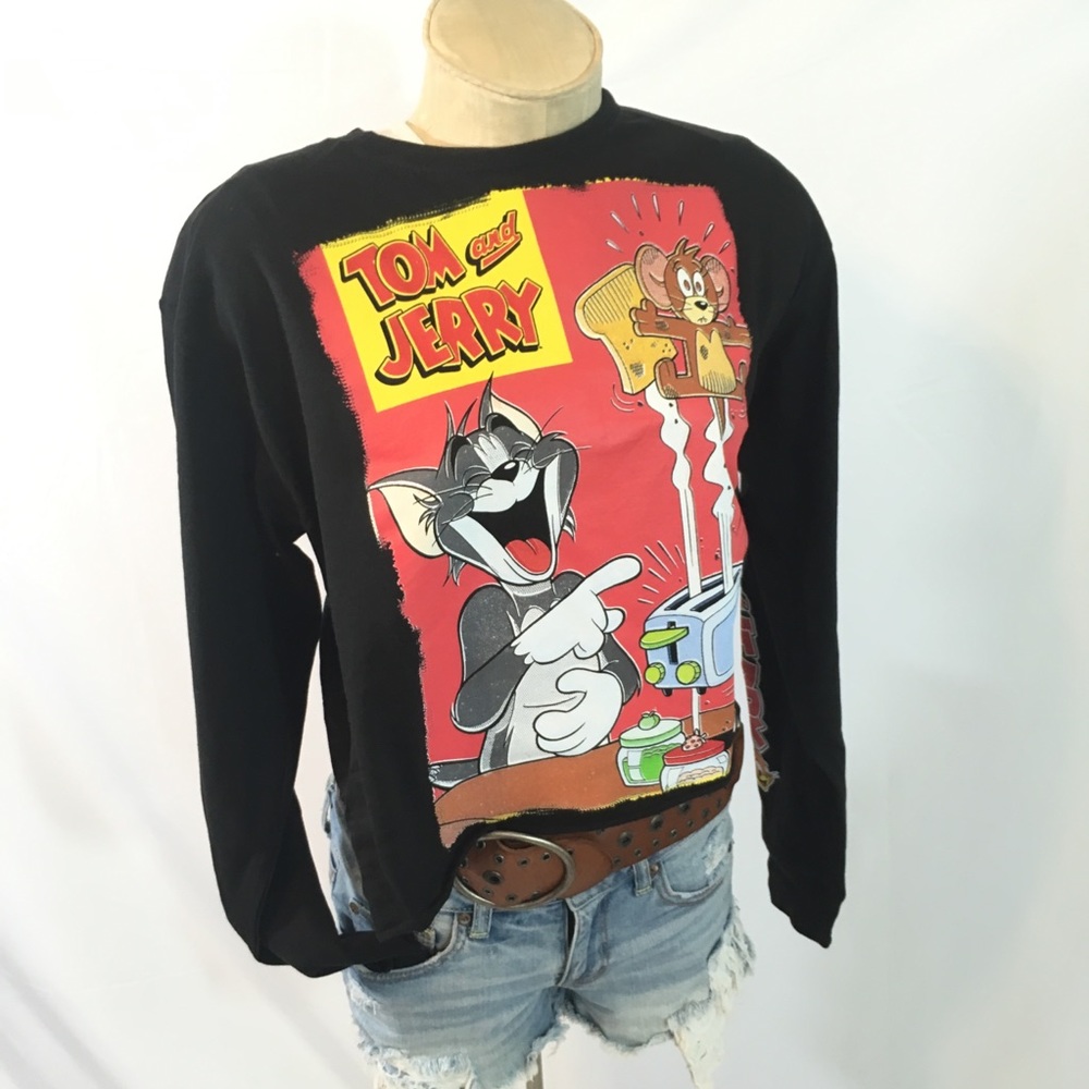 Tom and jerry crop long sleeve graphic t shirt NWT - Picture 5 of 5